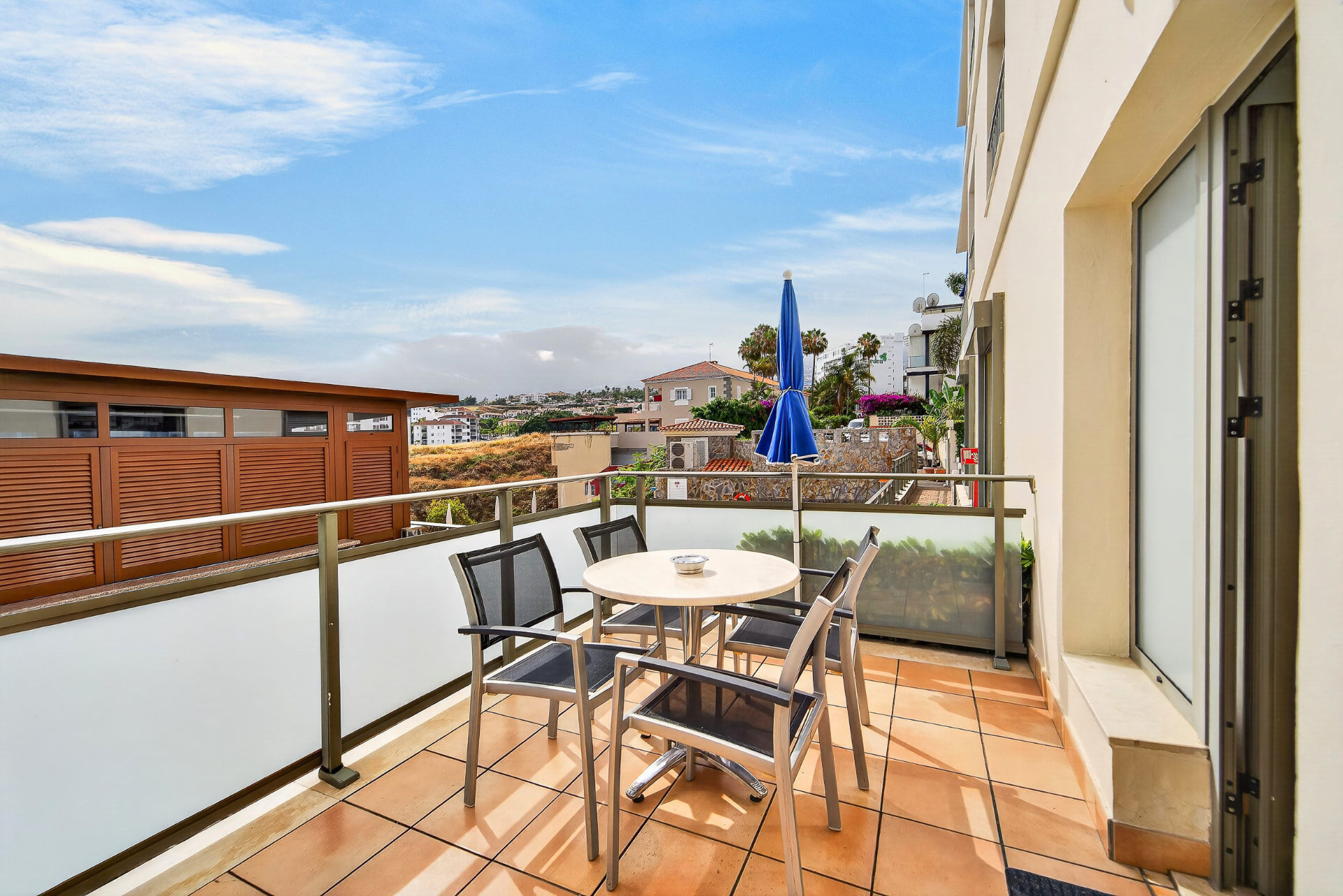 Junior Suite with Balcony — Elisium, Puerto de la Cruz (1)
